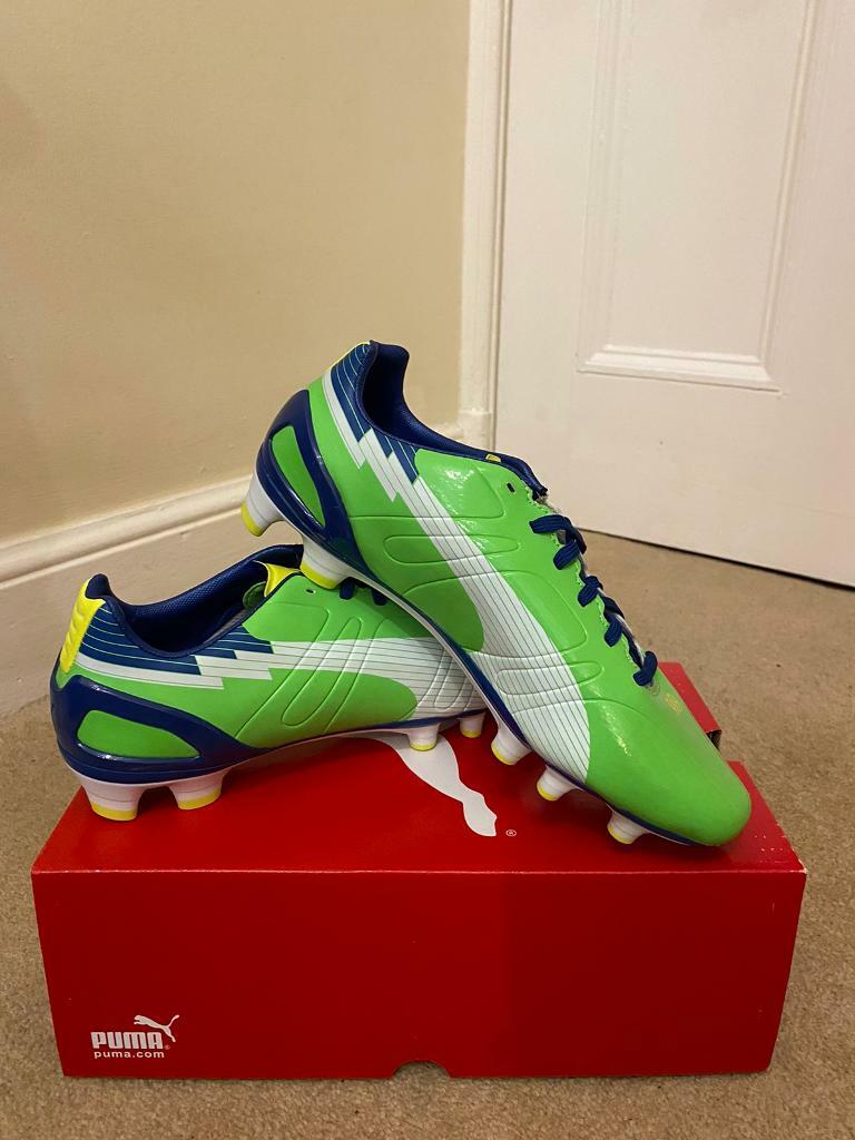 puma evospeed football boots